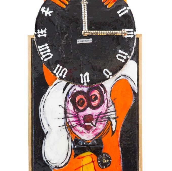 Alice Sculpture – White Rabbit